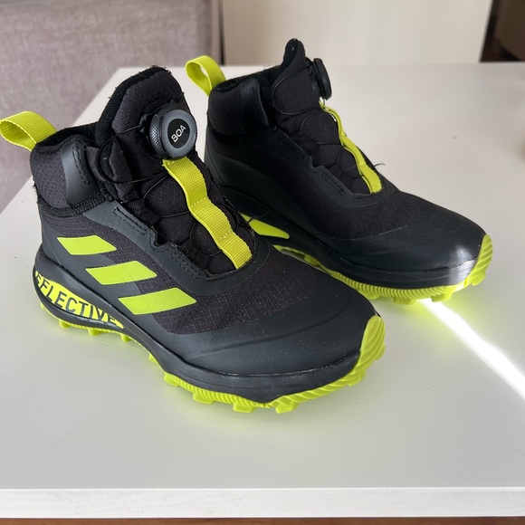 Adidas Boa Boots Reflective Big Kids Size 3 - Picture 1 of 7